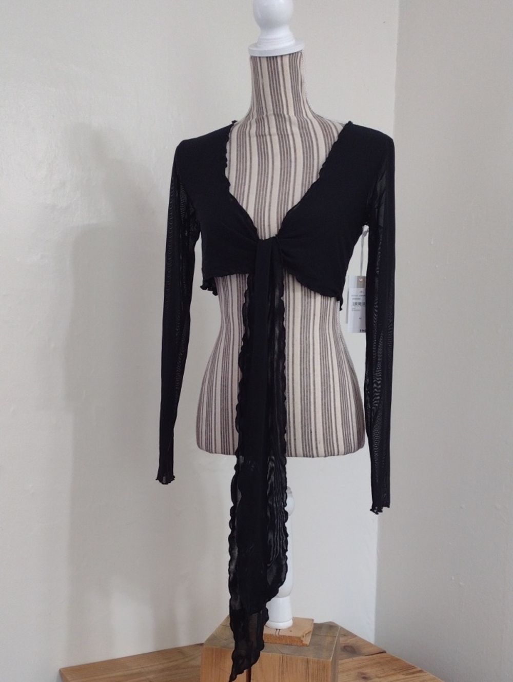 Good American Black Long Sleeve Front Knot Semi Sheer Top Size XS NWT